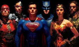 《正义联盟》在线观看,英雄集结，拯救世界！